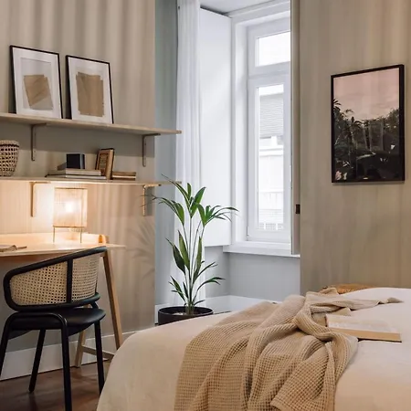 Apartment Batu - 2 Bedrooms And Terrace In Santo Antonio Lisbon