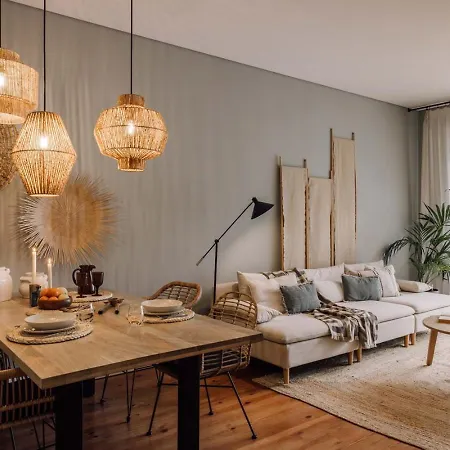 Batu - 2 Bedrooms And Terrace In Santo Antonio Lisbon