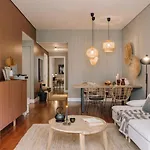 Batu - 2 Bedrooms And Terrace In Santo Antonio Apartament Lizbona