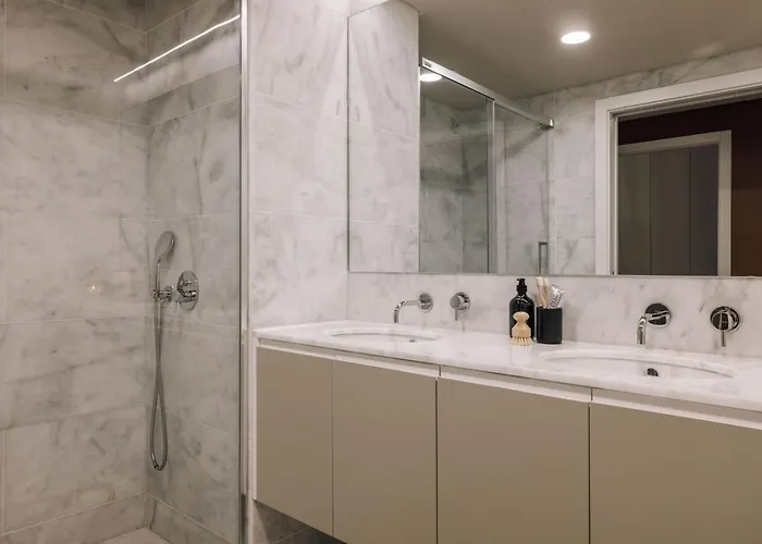 Batu - 2 Bedrooms And Terrace In Santo Antonio *