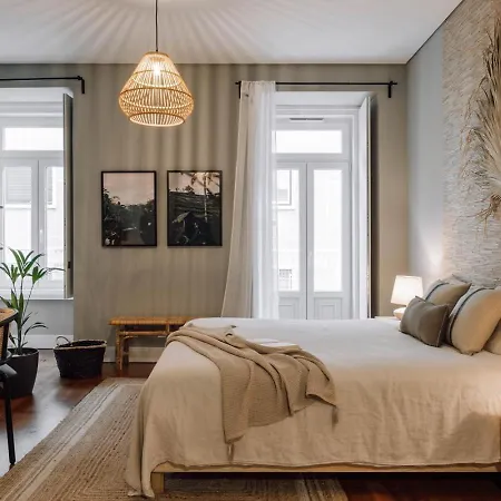 Appartamento Batu - 2 Bedrooms And Terrace In Santo Antonio